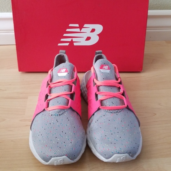 🆕️ Girls New Balance - Picture 4 of 8